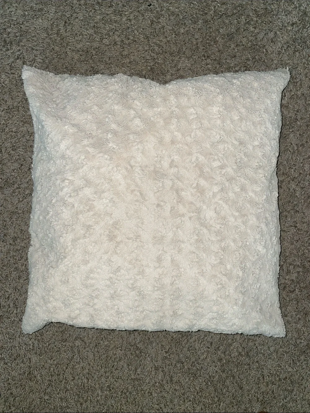 Luxury White/Creme Textured Decorative Throw Pillow Set